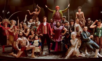 HOLIDAY TENTPOLE “THE GREATEST SHOWMAN” TO UNVEIL COMMERCIAL LIVE DURING A CHRISTMAS STORY LIVE