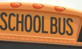 Governor Jay Inslee signs bill transitioning Washington schools to electric buses