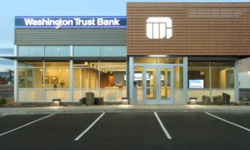 Washington Trust Bank shuffles leadership