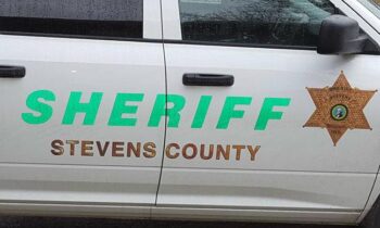 Stevens County sheriff’s deputy shoots and kills suspect