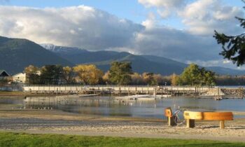 Hundreds attend annual Antique and Classic Boat Show in Sandpoint