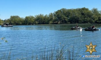 Colville Tribe divers searching for body in Banks Lake