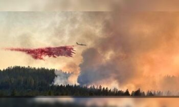 Firefighters manage two wildfires in Spokane County