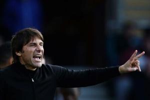 Conte apologises for Napoli’s opening day ‘debacle’ at Verona