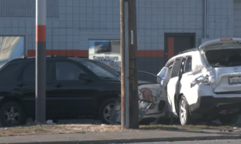 Car crash on Hamilton causes traffic delays