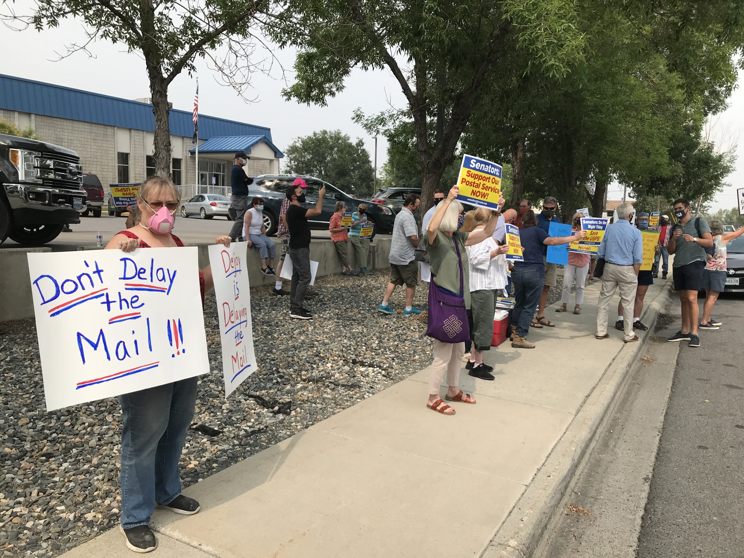 Mail Carriers Reach Tentative Contract With USPS That Includes Pay ...